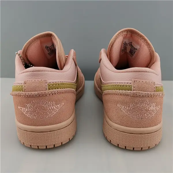 Air Jordan 1 Low I AJ1 Coral Stardust Pink Club Gold Men Shoes 