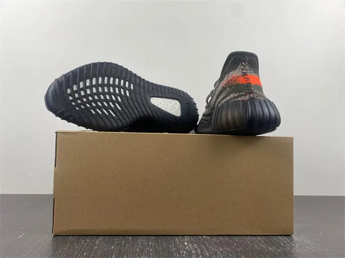 adidas Yeezy Boost 350 V2 Carbon Beluga 
