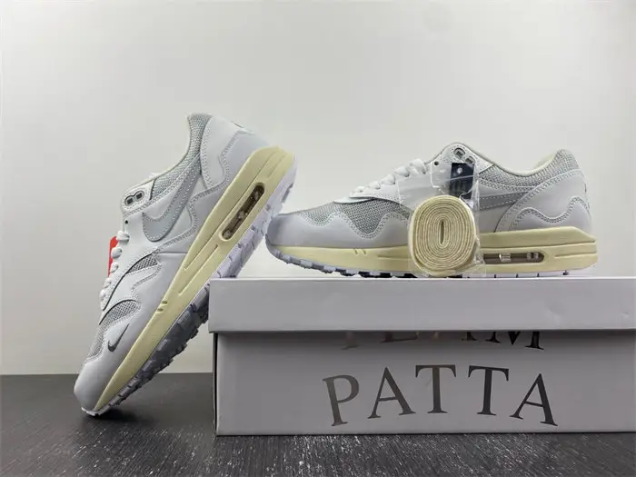 Patta x Nike Air Max 1 