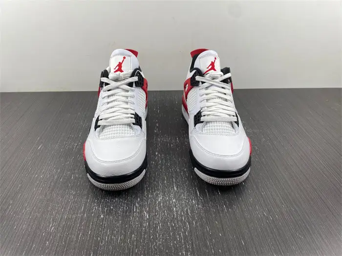 Air Jordan 4 