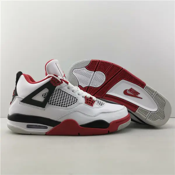 AIR JORDAN 4 