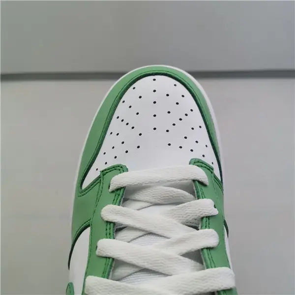 Nike SB Dunk Low Green Tender powder 2021 