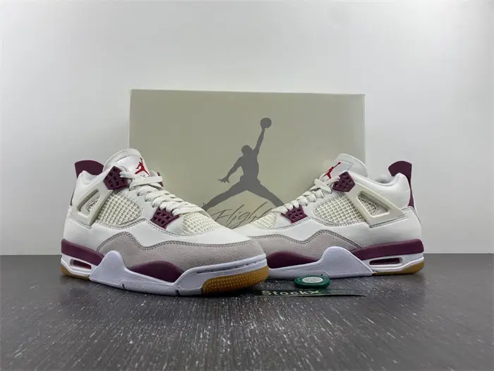 SB x Jordan 4 