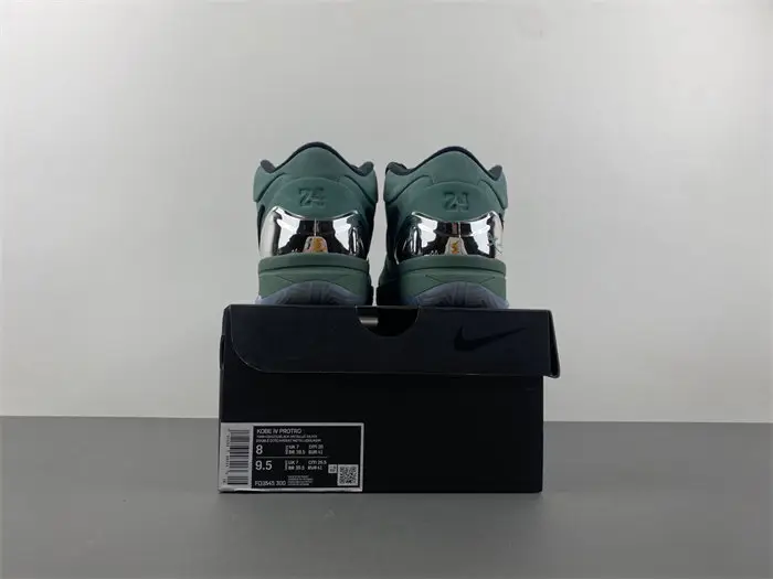 Nike Kobe 4 Protro 