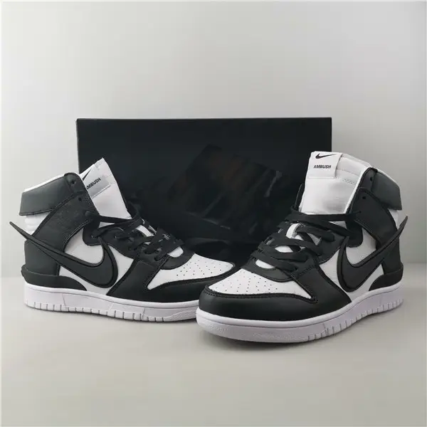 Nike Dunk High Ambush Black White 