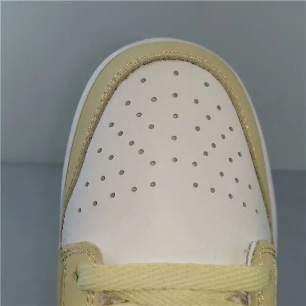 Nike Dunk Low Lemon Drop (W) 