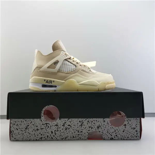 AIR JORDAN 4 X OFF WHITE 