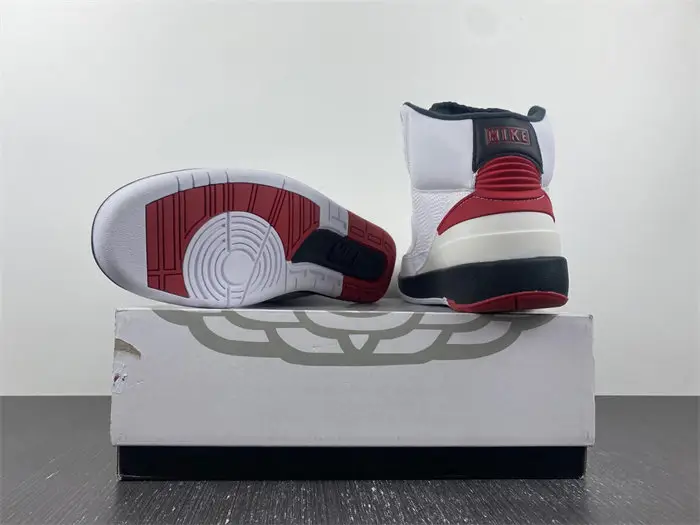 Air Jordan 2 OG 