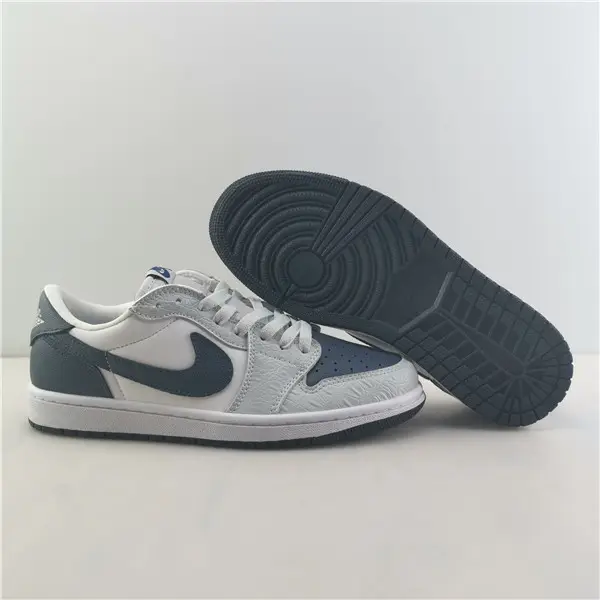 Nike Air Jordan 1 Low 