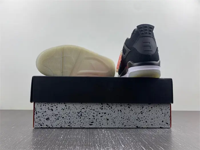 Air Jordan 4 