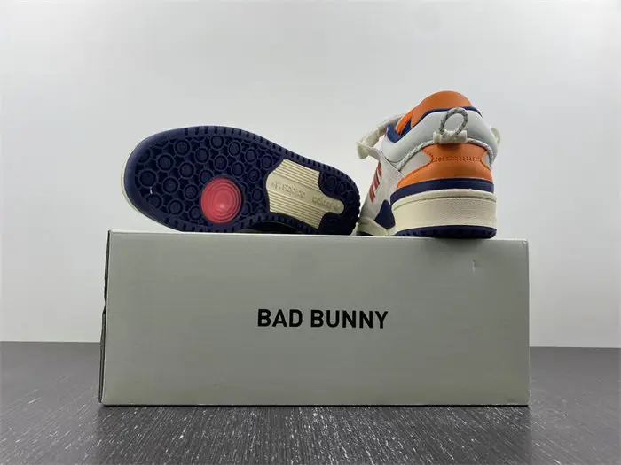 adidas Forum Buckle Low Bad Bunny Cangrejeros de Santurce 
