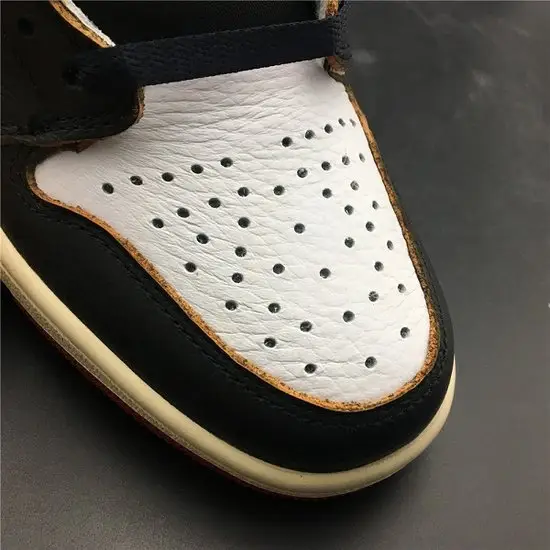 AIR JORDAN 1 RETRO HI 