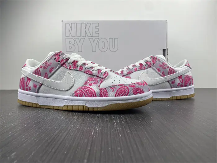 Nike SB Dunk Low Retro SP 