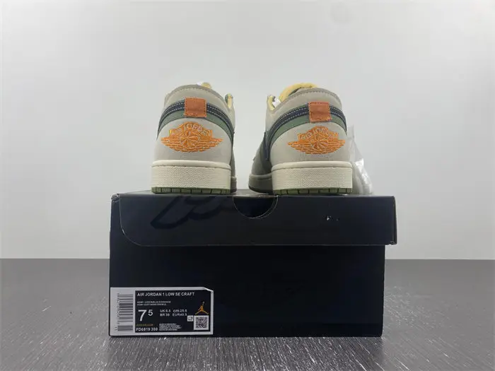 Air Jordan 1 Low 