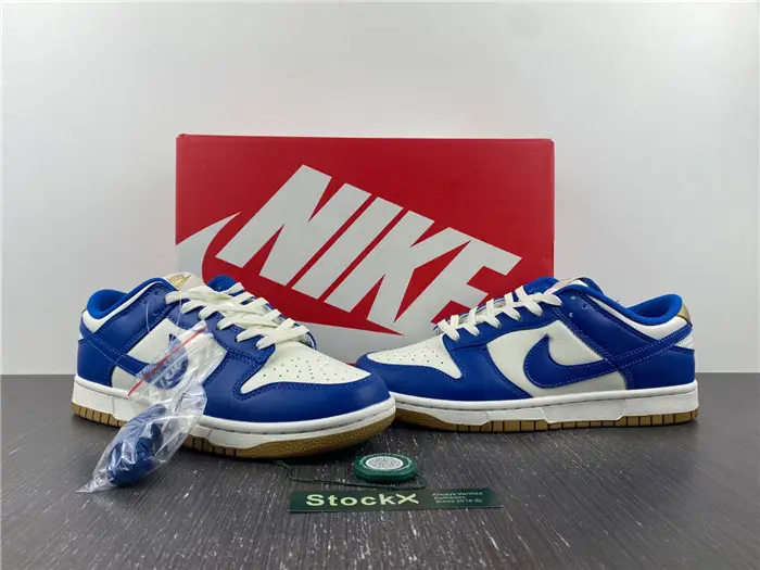 Nike Dunk Low Kansas City Royals 