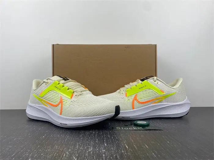Nike Air Zoom Pegasus 40 Coconut Milk Lime 