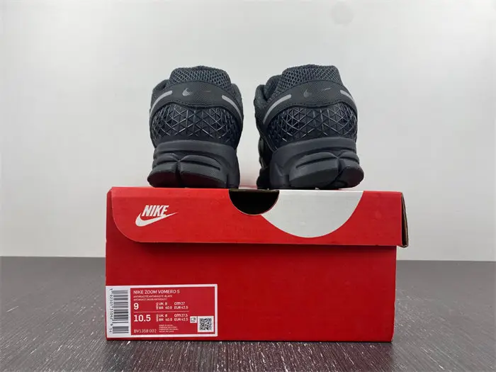 Nike Zoom Vomero 5 SP Anthracite 