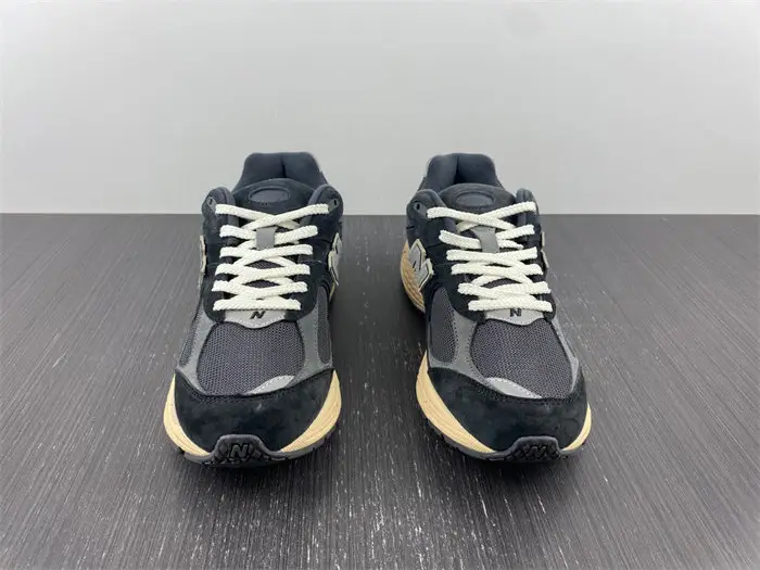 New Balance 2002R Black Dark Grey 