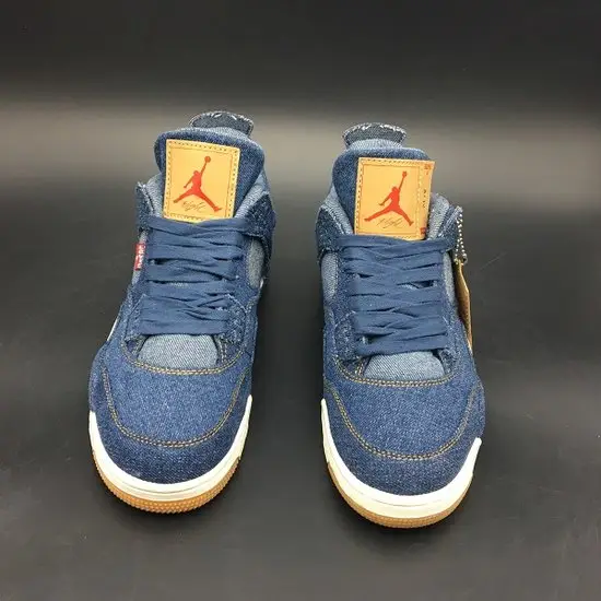 Air Jordan 4 Retro Levi's (Correct Laces 
