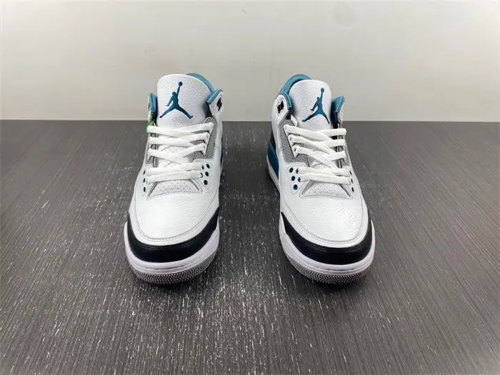 Air Jordan 3 Retro 