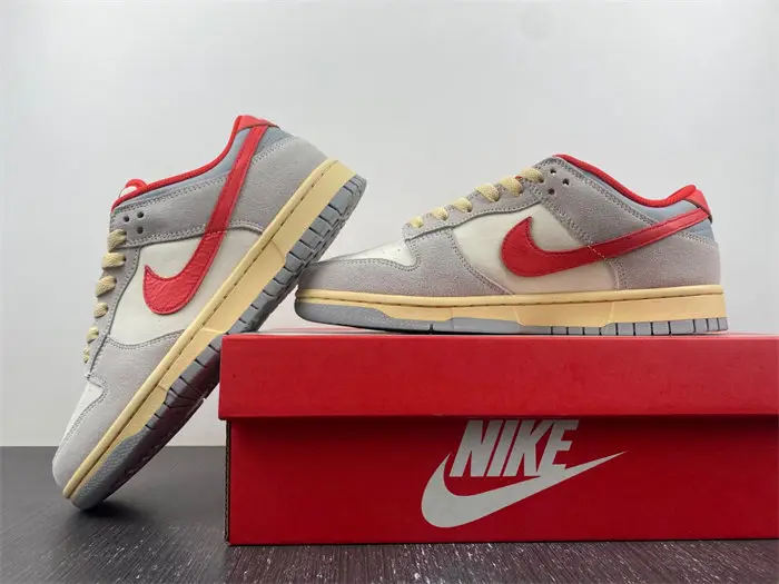 Nike Dunk Low 85 