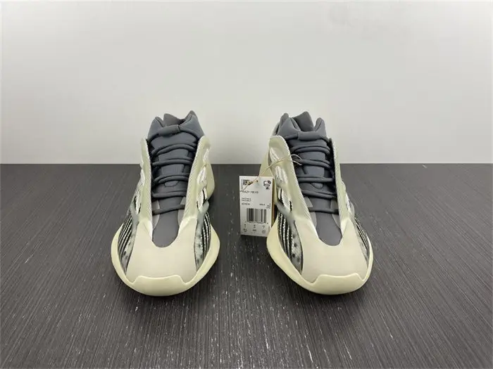 adidas Yeezy 700 V3 Fade Salt 