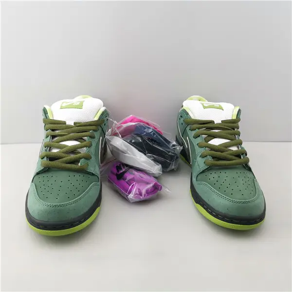 NIKE SB DUNK LOW CONCEPTS GREEN 
