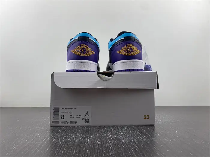 Air Jordan 1 Low 