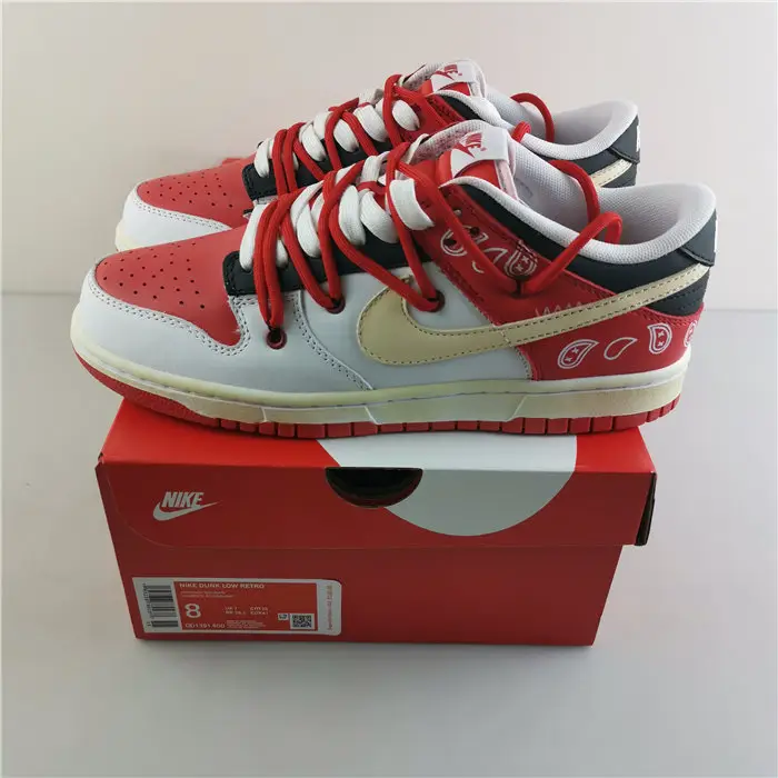 Nike SB Dunk Low UNIVERSITY RED 