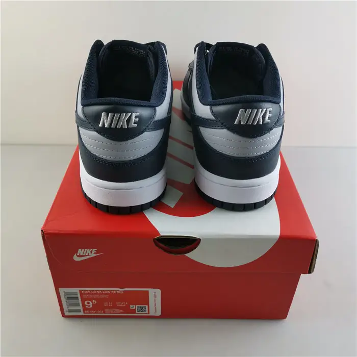 Nike Dunk Low SE 