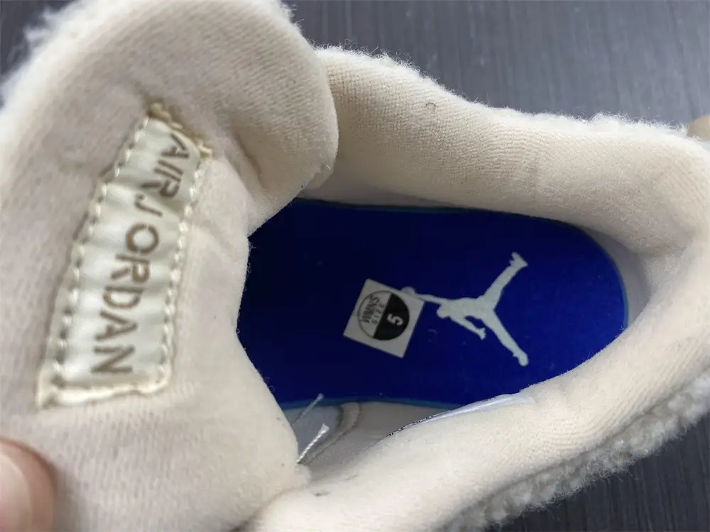 Jordan 4 Retro Where the Wild Things Are (GS) 