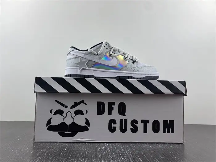 Nike Dunk Low 