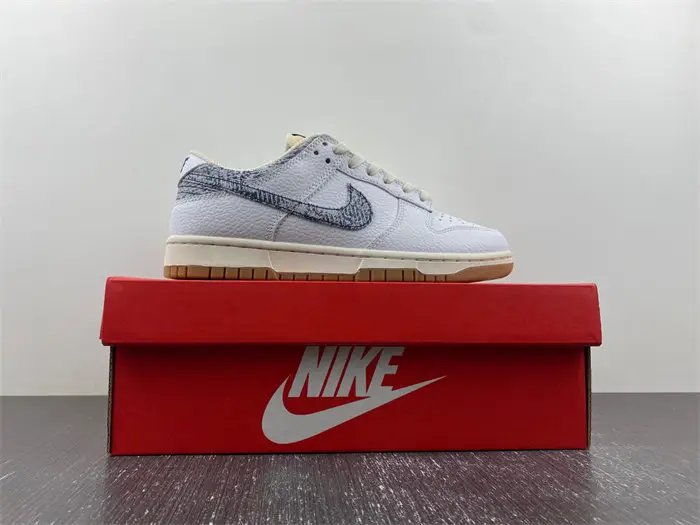 Nike Dunk Low New Americana Washed Denim 