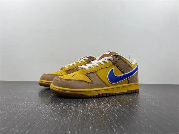 NIKE Dunk Low 