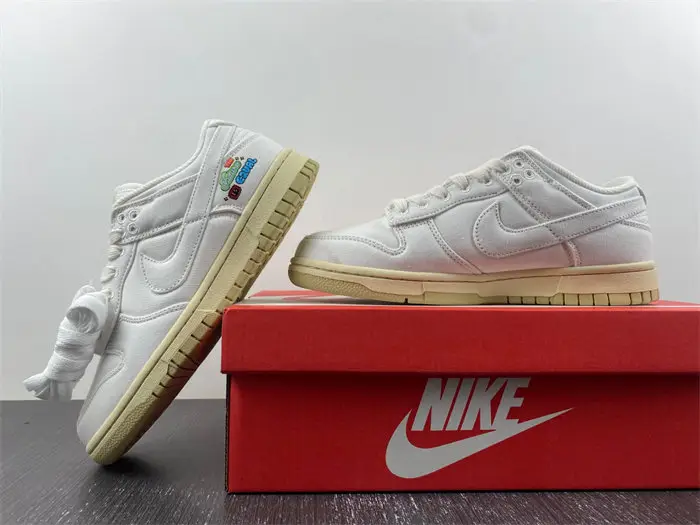 Nike Dunk Low SE The Future Is Equal 