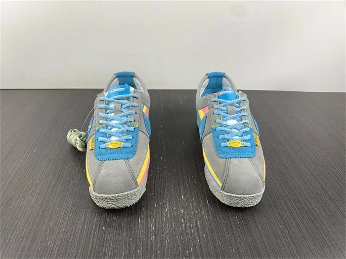 Nike Cortez Union Light Smoke 