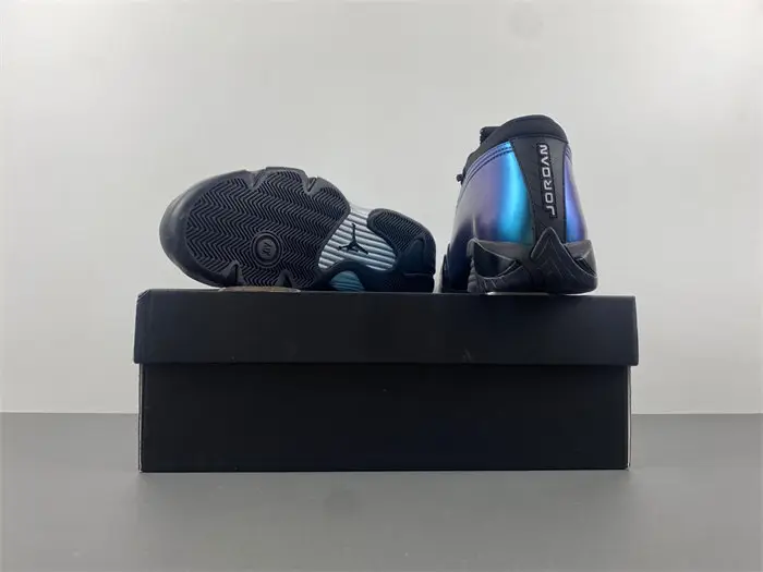 Air Jordan 14 Low WMNS 