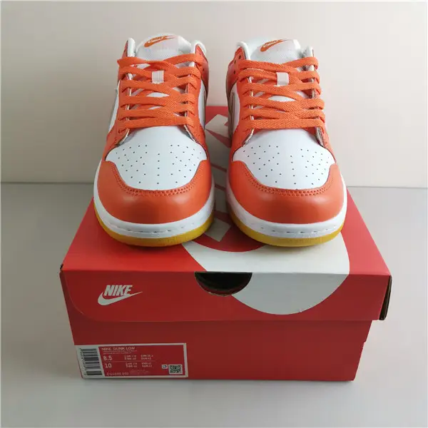 NIKE DUNK LOW GOLDEN ORANGE 