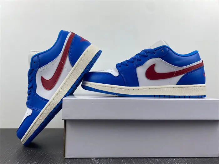 Air Jordan 1 Low 