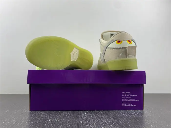 Nike SB Dunk Low Mummy 