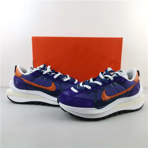 Nike Vaporwaffle sacai Dark Iris  EDBC343