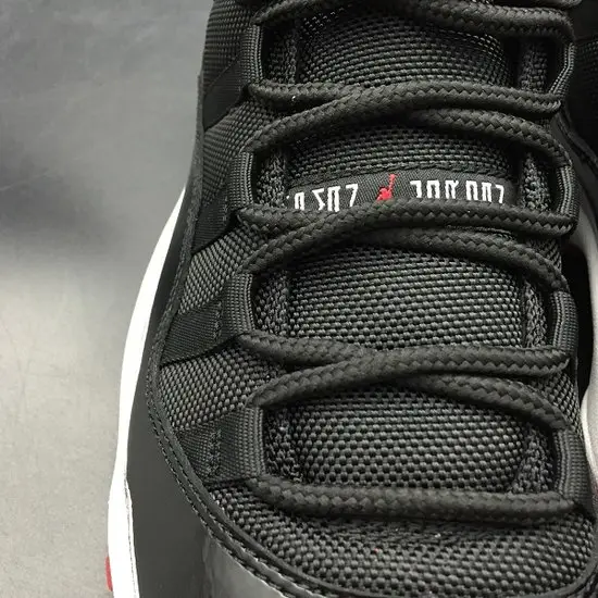 AIR JORDAN 11 BRED 2019 