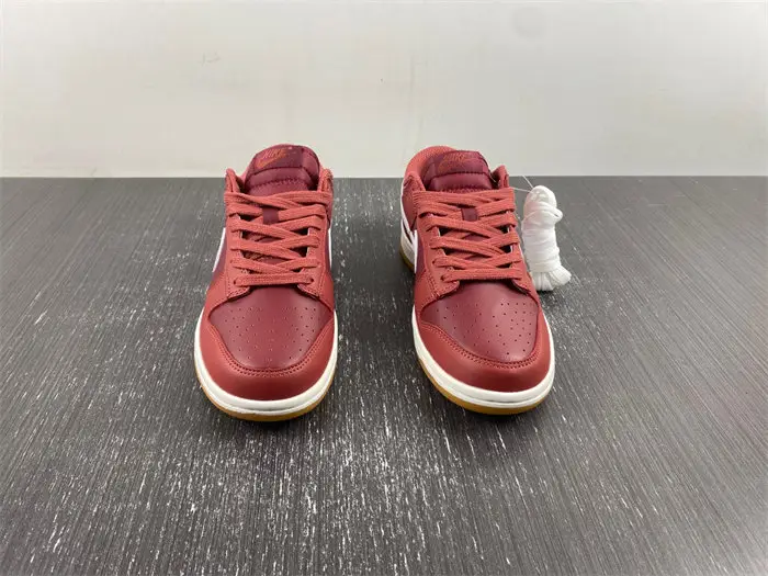 Nike Dunk Low Desert Berry 