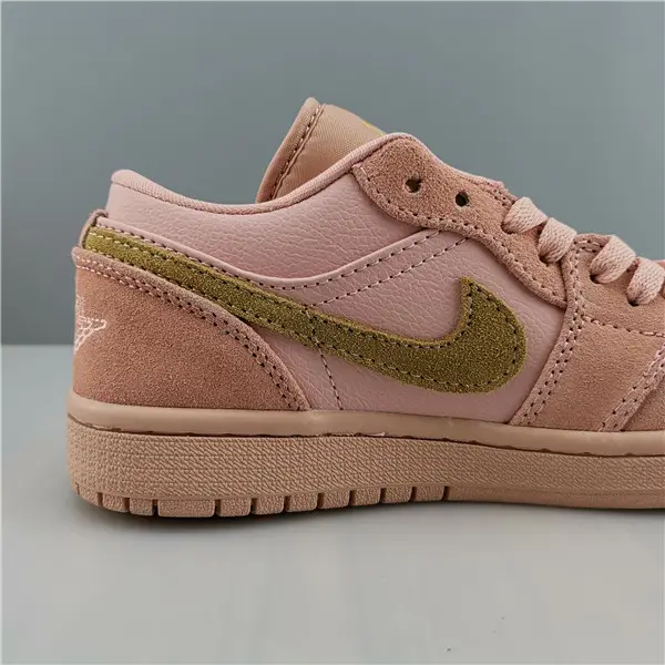 Air Jordan 1 Low I AJ1 Coral Stardust Pink Club Gold Men Shoes 