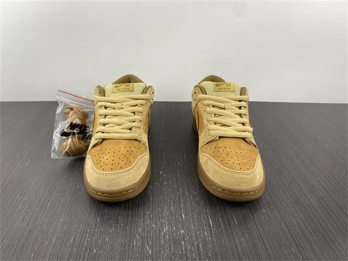 Nike SB Dunk Low Wheat 