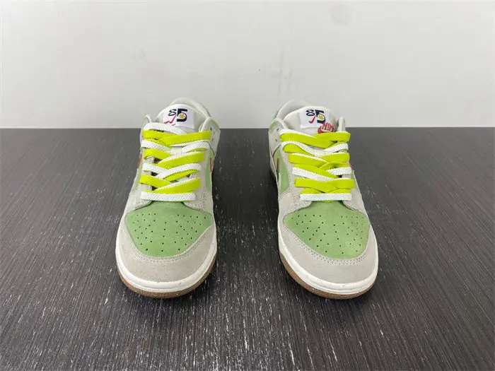 Nike SB Dunk 