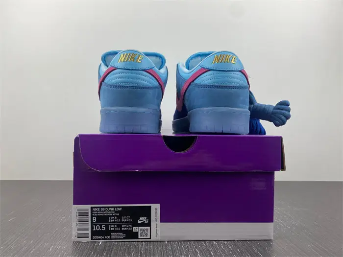 Nike SB Dunk Low Run The Jewels 