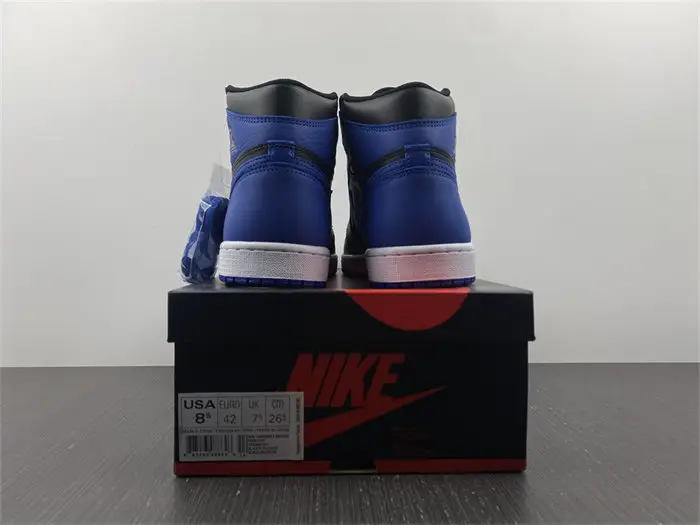 Jordan 1 Retro Royal 