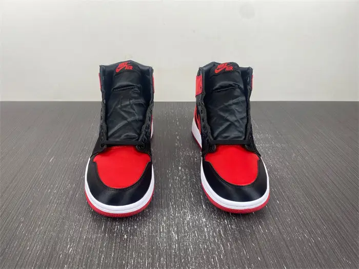 Air Jordan 1 High OG WMNS 