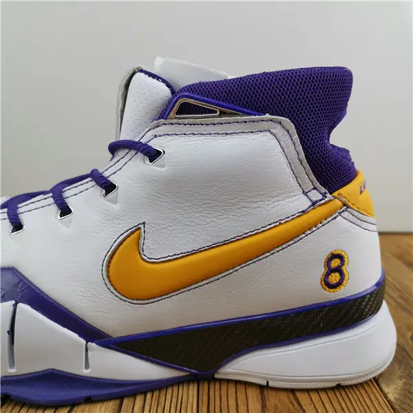 Kobe 1 Protro Think 16 (Close 